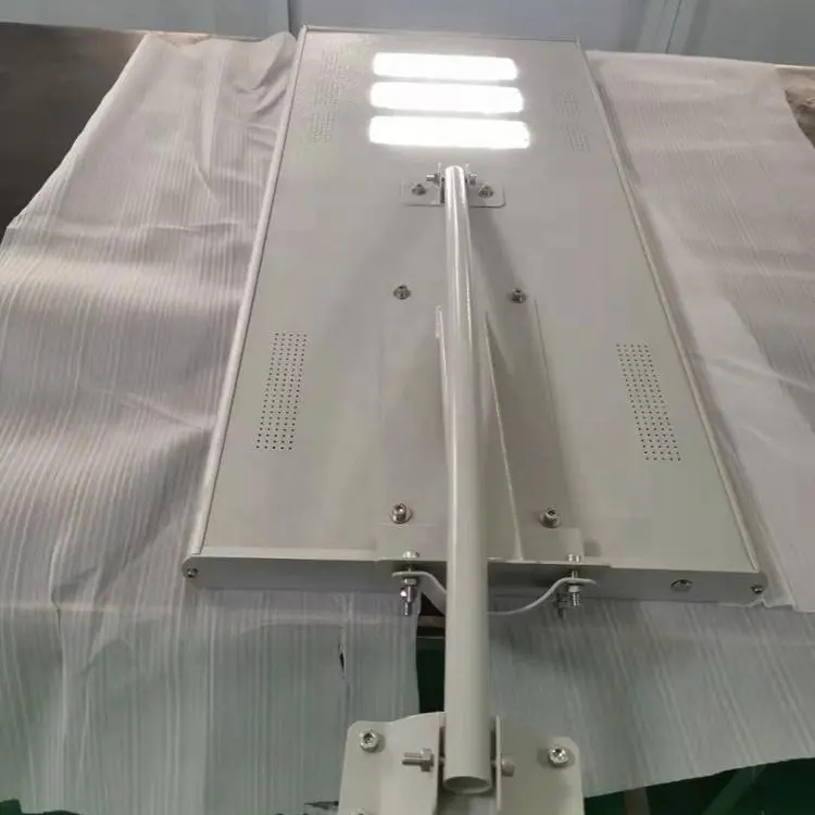 6M MPPT 5500 6000LM High End Outdoor Smart Integrated Waterproof Solar Street Light