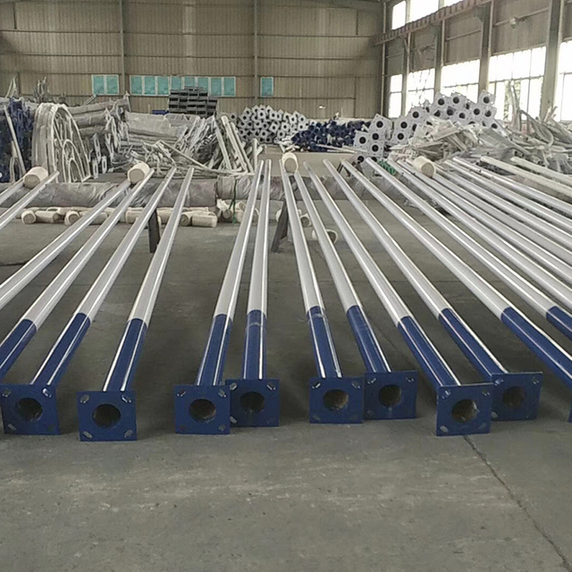 Used Street Light Pole Galvanized Double Arm Street Light Pole 12m 15m 18m Design
