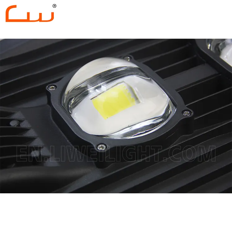 Custom 8m Pole 50w 70w 100w Led Street Light Price List